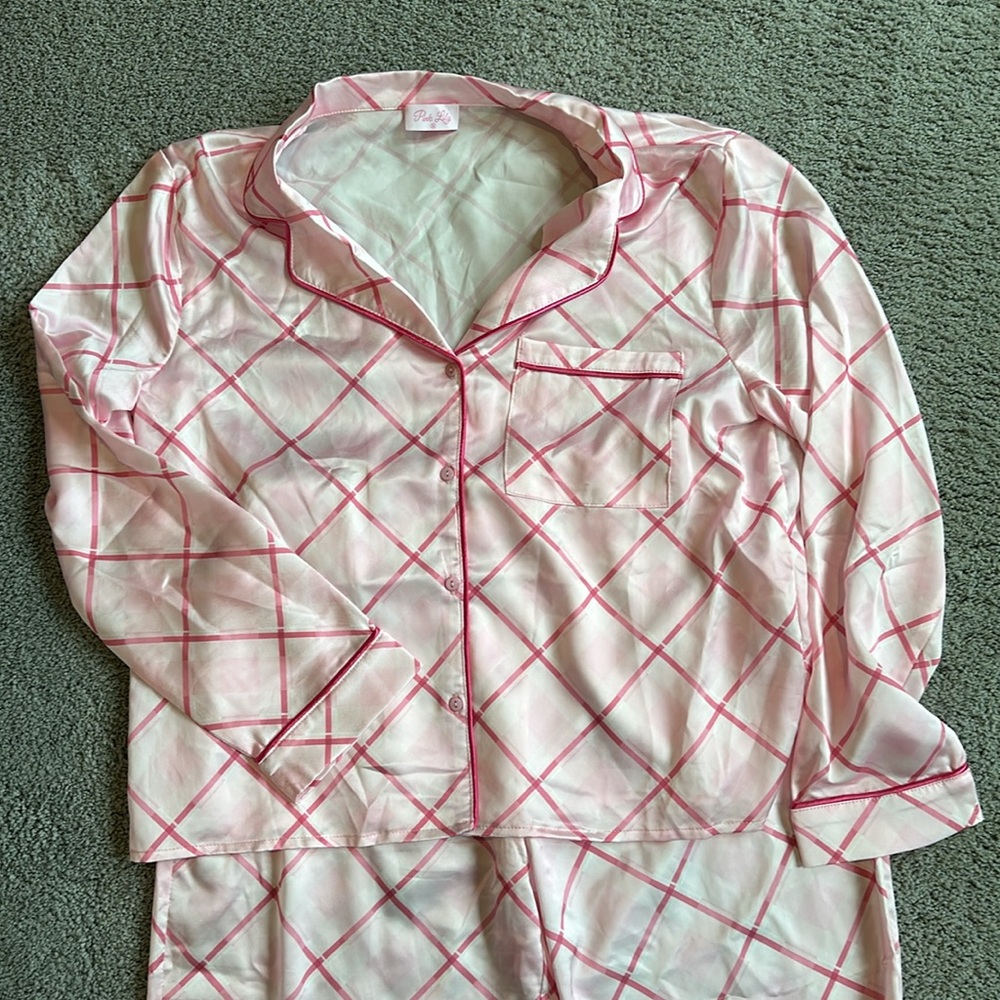 Pink pajama set - Picture 2 of 4